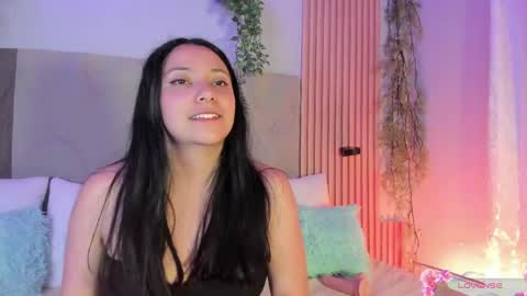 Hello guys my name is Sofi and Lizzie and  Vanessa online show from May 15, 11:51 pm