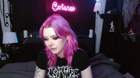 Averi online show from March 1, 2:26 am