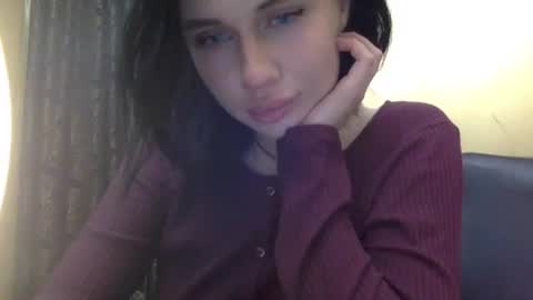 Eva online show from April 4, 8:07 pm