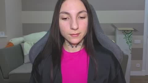 Kate online show from December 18, 7:13 am