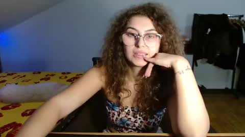 Stephanieblisss online show from January 14, 5:23 pm