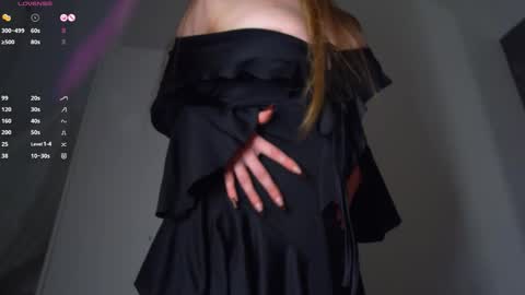 Chanel online show from November 29, 6:06 am