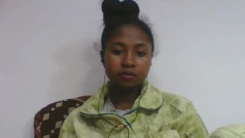 chantale483461 online show from July 3, 6:08 am