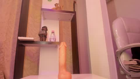 Chantall online show from January 6, 4:15 am