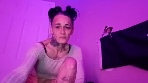 chaoticluvbug777 online show from January 18, 12:12 pm