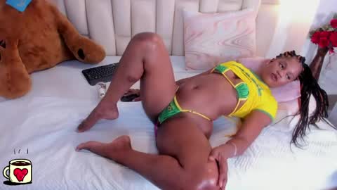 charis_hill online show from May 14, 10:04 pm