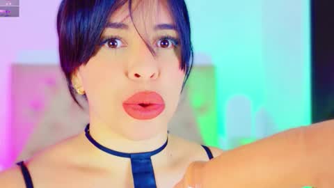 Charloott Evans online show from December 18, 3:44 am