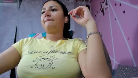 charlott_daphne online show from February 13, 11:37 pm