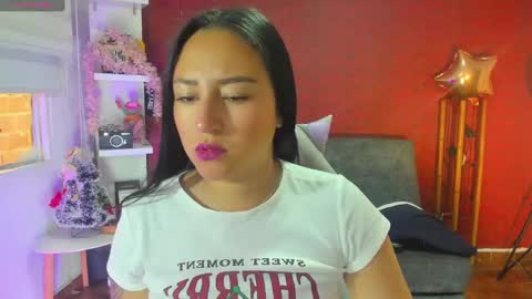 charlott_daphne online show from January 5, 7:49 pm