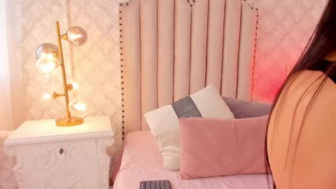   Charlotte  online show from January 7, 7:28 pm