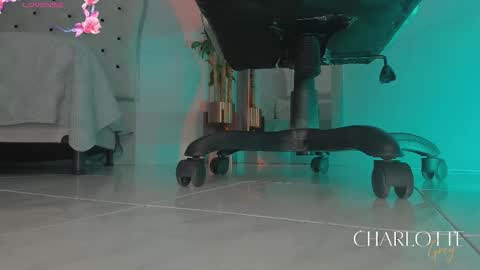 charlotte  grey online show from February 20, 8:09 pm