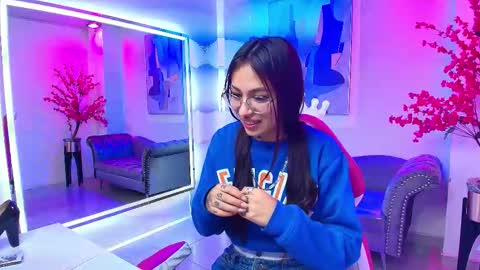 Charlotte online show from October 17, 4:05 am