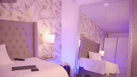 Charlotte online show from April 9, 12:57 am