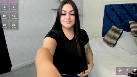 Charlotte Mayers online show from February 5, 11:35 am