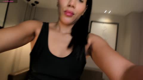 Charlotte online show from December 3, 10:59 am