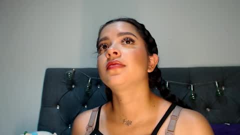 charlottee07 online show from October 4, 5:13 am