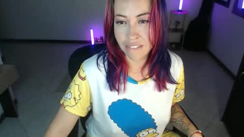 charlottezoe online show from April 5, 8:24 am