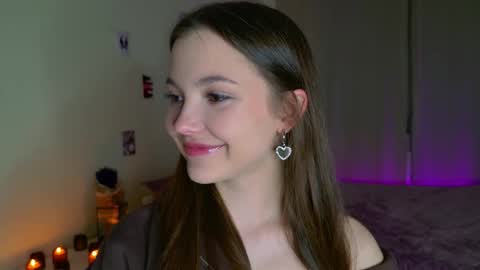 Kaylee online show from October 2, 4:45 pm