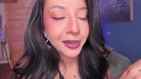 Victoria online show from December 10, 1:55 pm