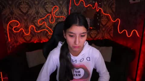 SweetMoco online show from January 20, 7:58 am