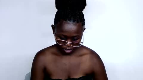 cheeky_charms online show from October 16, 11:18 pm