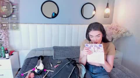 chelsea_bolton_ online show from February 2, 12:15 pm