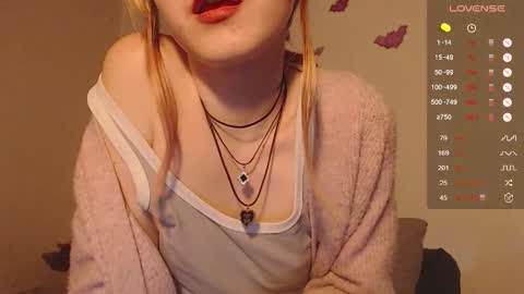 Cheryl online show from November 12, 5:55 pm