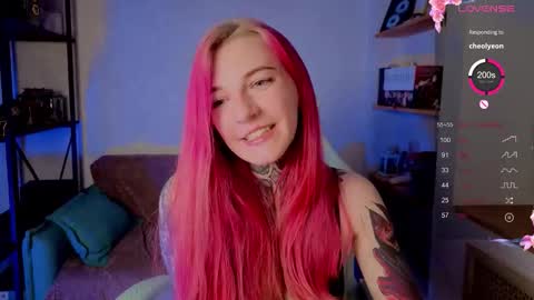 Roxy online show from September 12, 9:33 pm