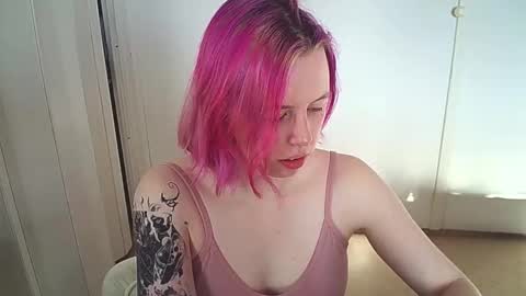 cherrybaby_0 online show from March 14, 10:49 am