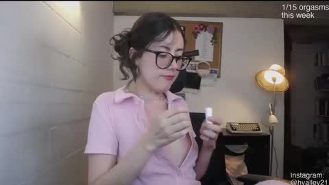 Sarah Prez online show from February 11, 2:15 am