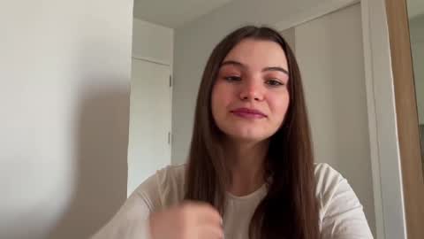 Lina online show from December 23, 5:17 am