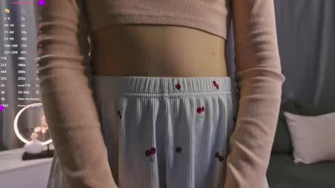 Loise online show from February 22, 5:25 pm