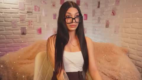 Kiki online show from October 15, 4:26 am