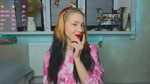 Lysia online show from June 5, 4:13 pm