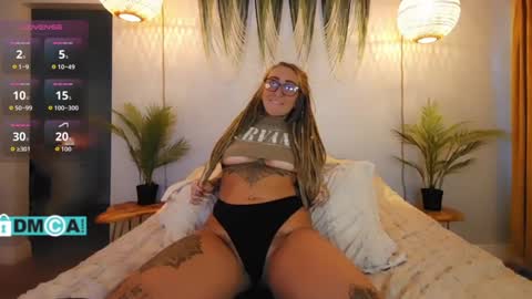 Chevi Blue online show from September 29, 1:27 pm