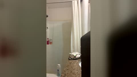 chichibird online show from April 4, 3:55 pm