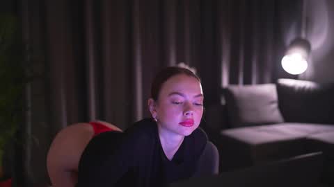 chillwithstacy online show from February 27, 10:53 pm