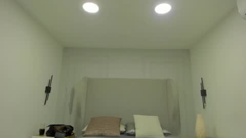 Chloe online show from January 13, 10:30 am