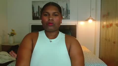 chloe_jewe online show from June 12, 2:25 pm