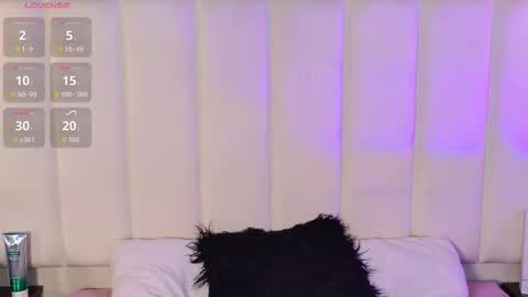 Chloe  online show from November 15, 9:49 pm