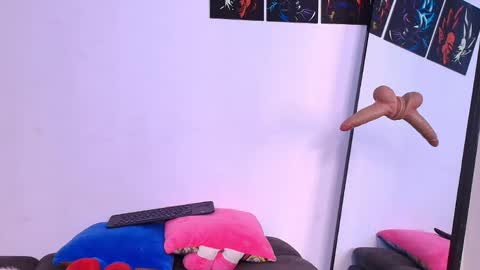 chloe_peach1 online show from April 30, 4:23 pm