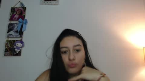Chloe  online show from May 28, 9:23 pm