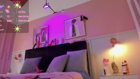   online show from October 11, 8:11 pm