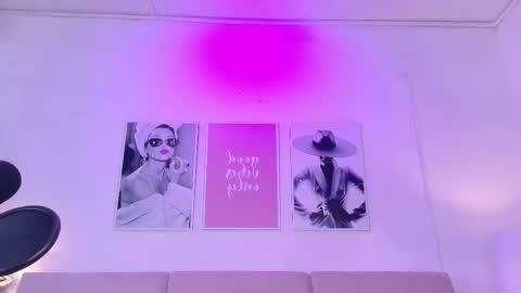 chloeferreira online show from September 27, 3:03 am