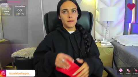  Chloe Harper  online show from December 22, 11:35 am