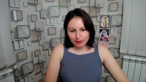 Chloe online show from December 18, 4:23 pm