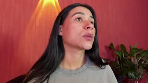 ChloeTurner  online show from May 12, 4:13 pm