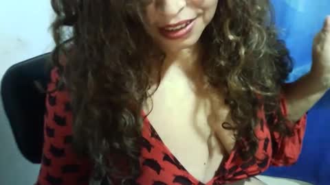 chochohot45 online show from December 13, 4:11 am