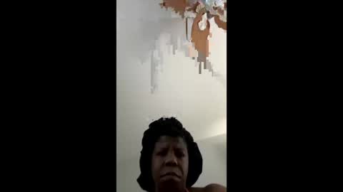 Chocolate momma1011 online show from December 28, 3:26 pm