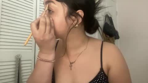 chowchow874996 online show from April 29, 12:30 pm